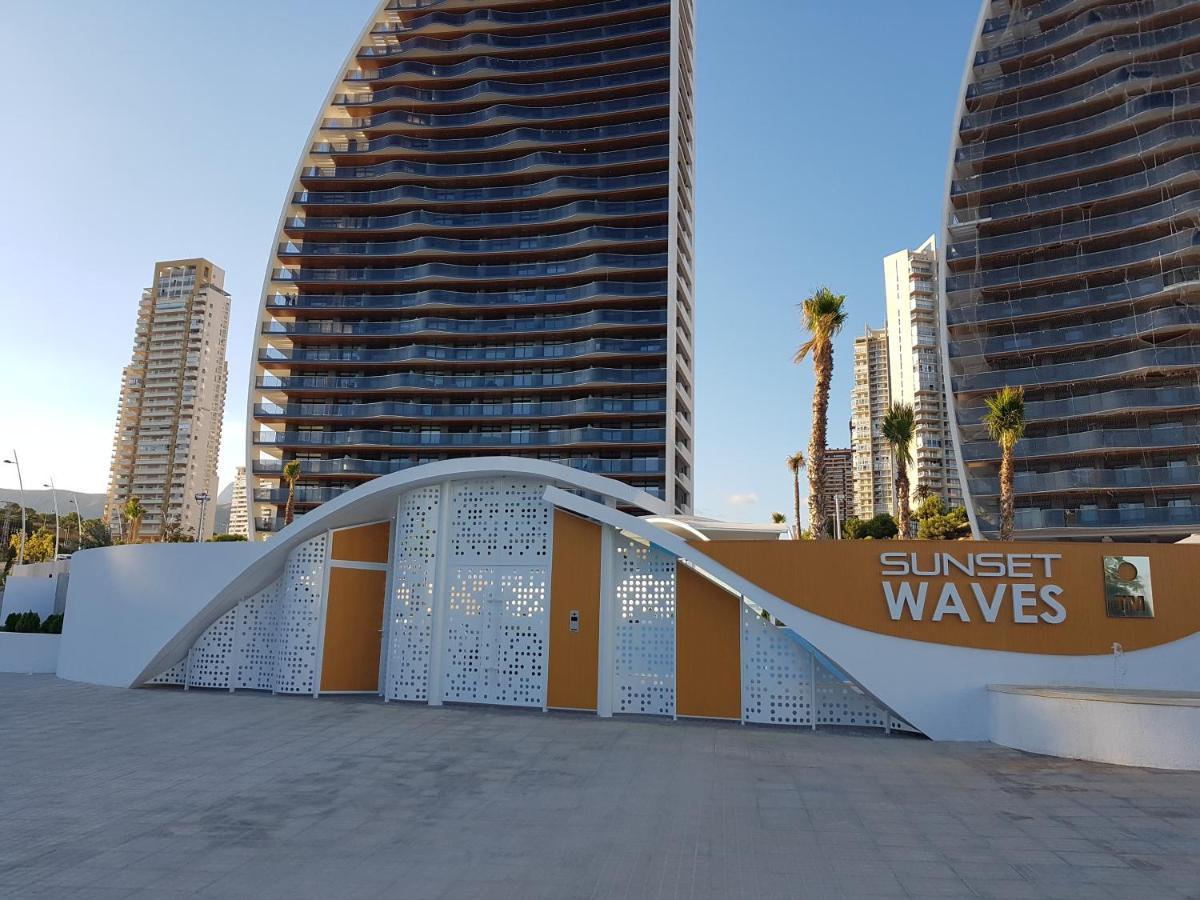 Romero Apartments-Sunset Waves-Benidorm Exteriér fotografie